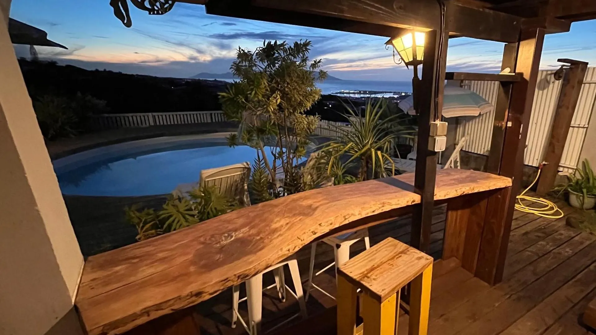 Bed and breakfast Vue Imprenable Calme Et Serenite Pirae